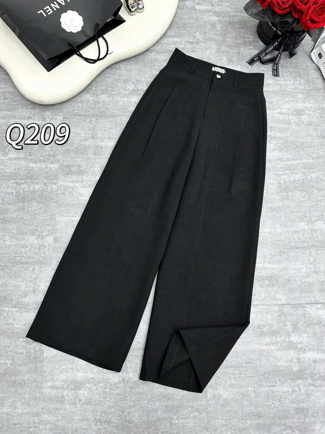 Q209 Quần xuông cúc ngọc