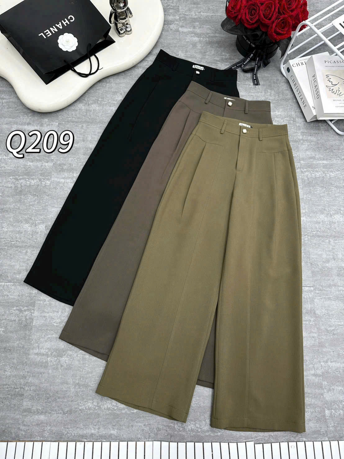 Q209 Quần xuông cúc ngọc