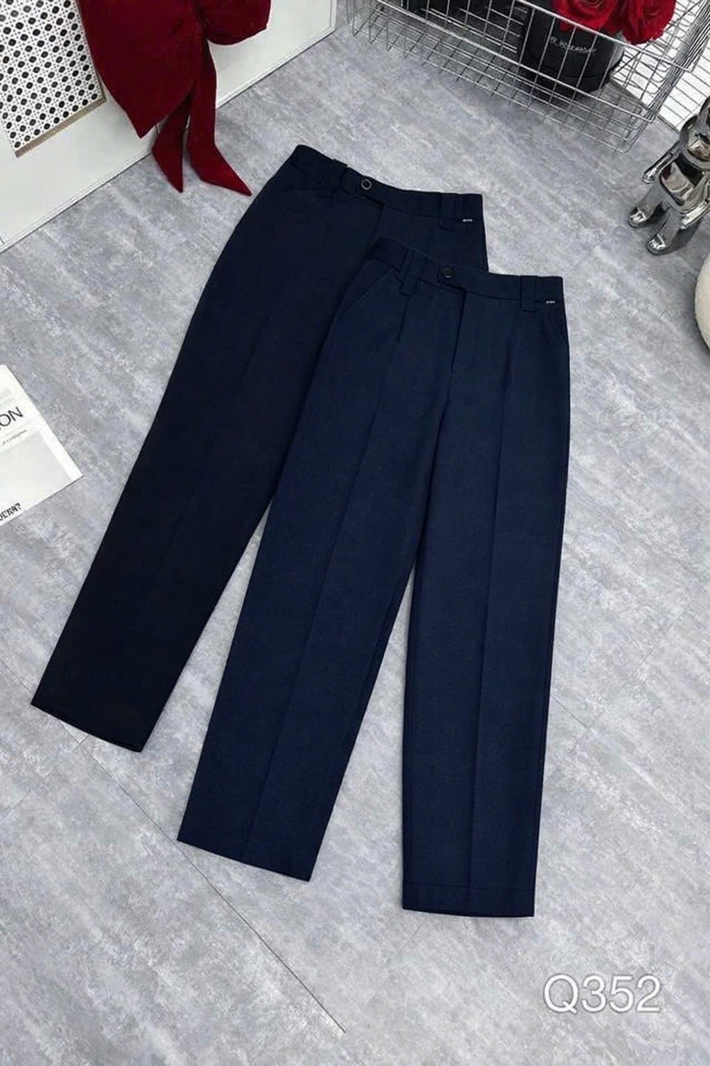 Q352 Quần baggy khuy lệch
