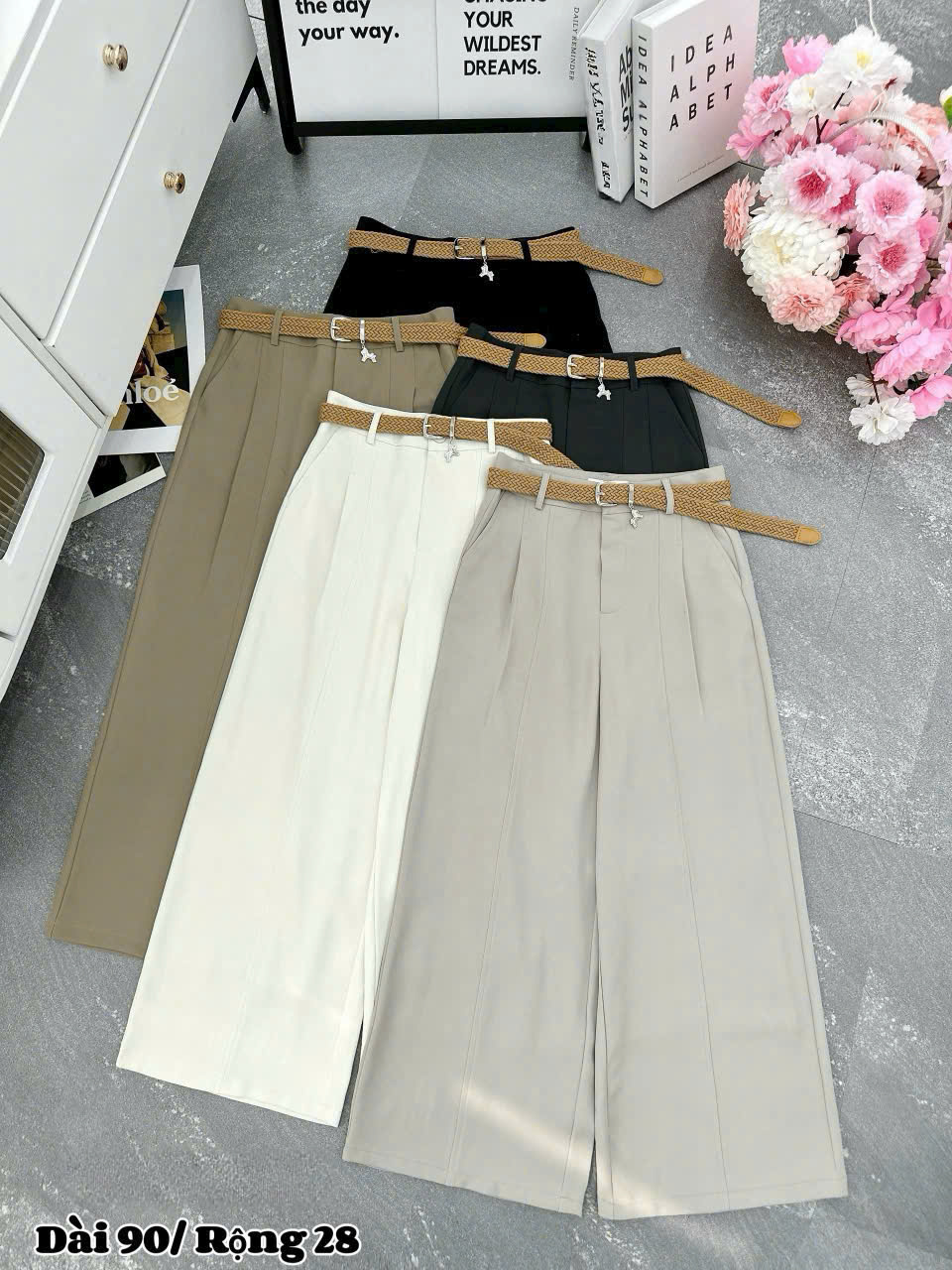 Q367 Quần xuông nấm 90cm kèm đai charm ngựa