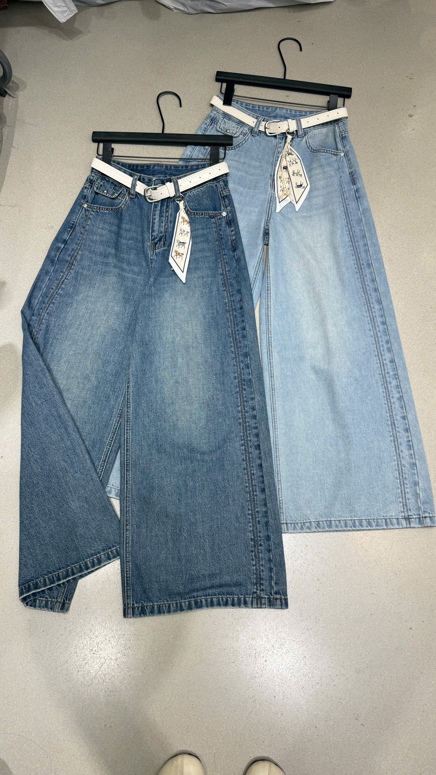 QB8305 Quần bò xuông đai dây ngựa