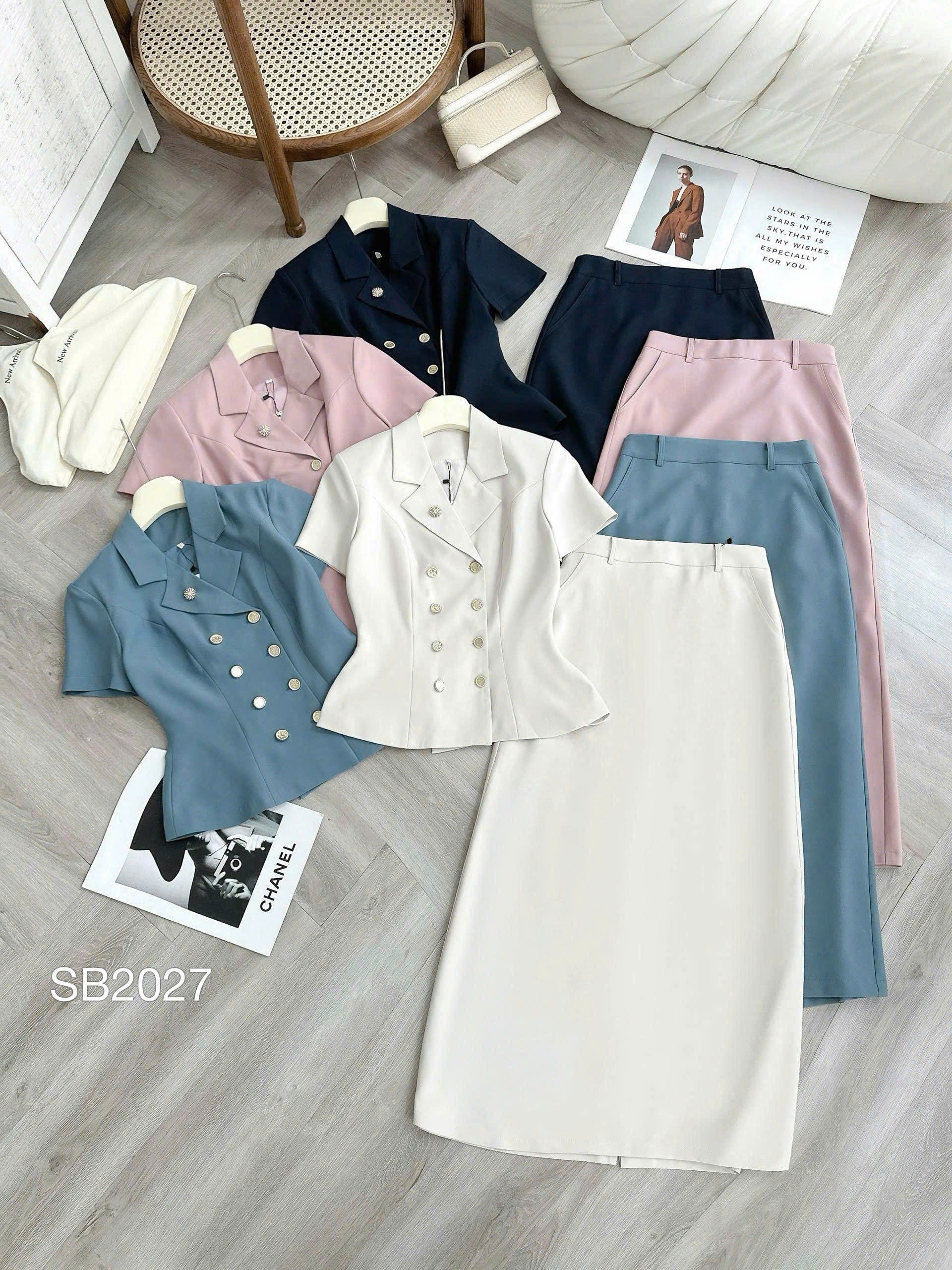 SB2027 set bộ nhiều cúc