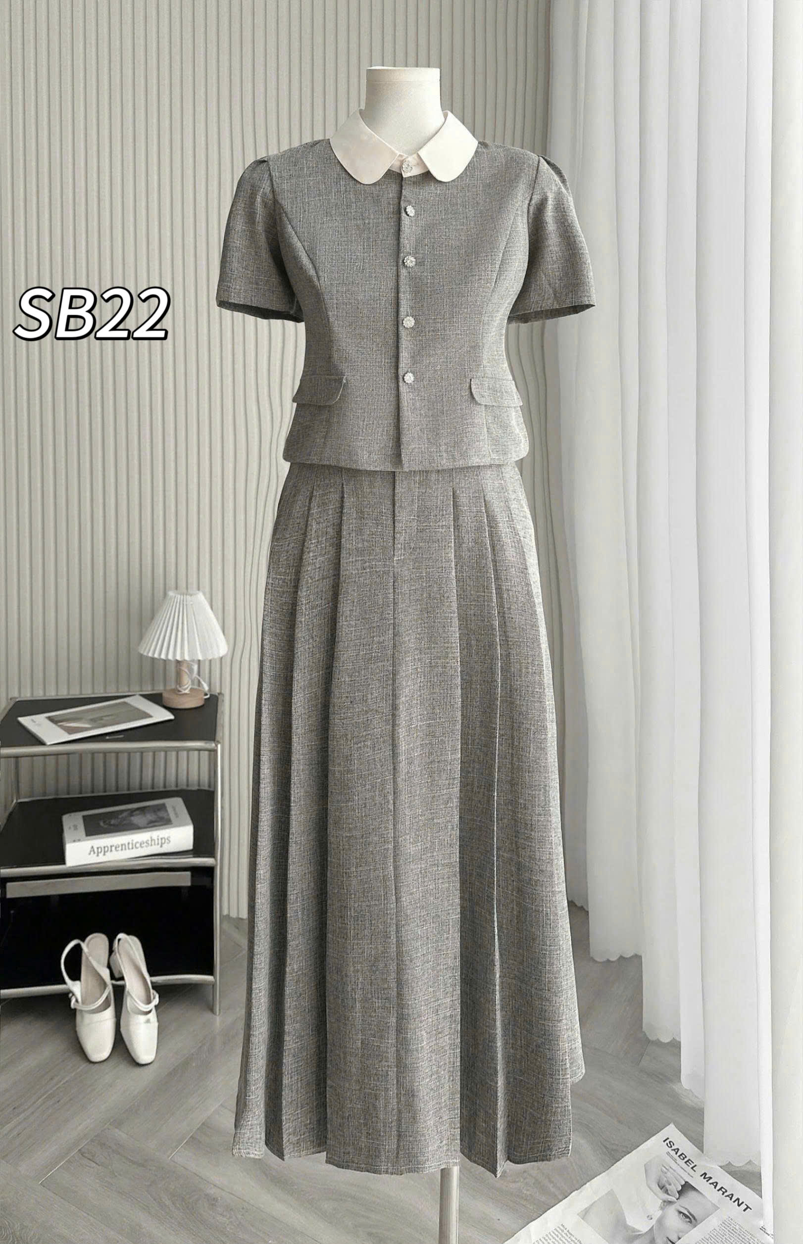 SB22 set cổ sen cv xòe