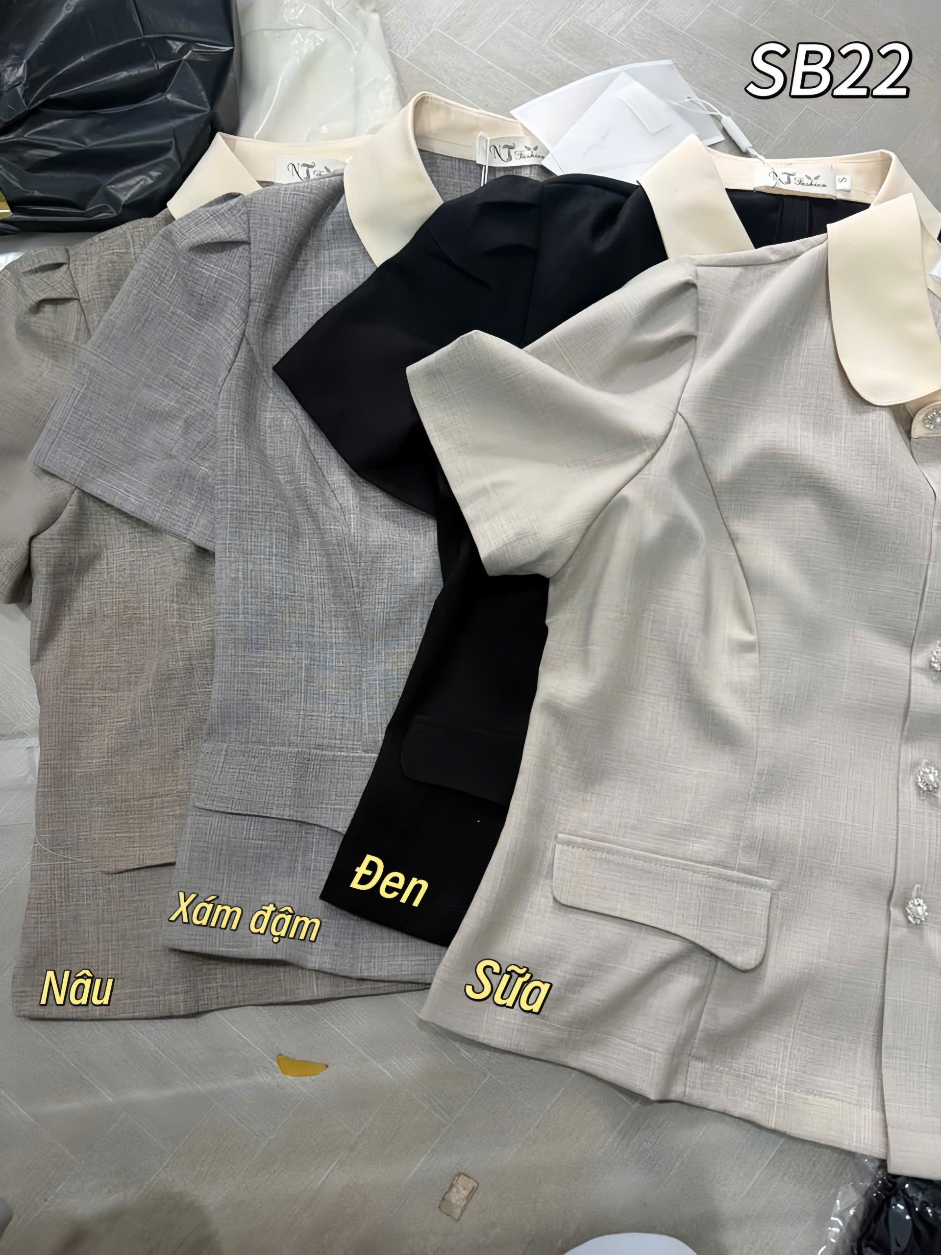 SB22 set cổ sen cv xòe