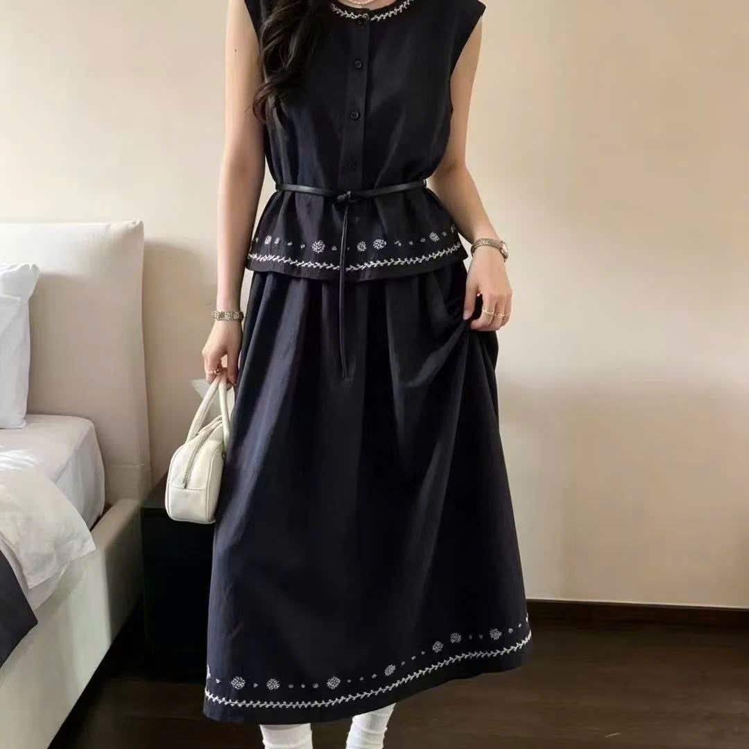 SB2655 Set váy áo thêu hoa kèm đai