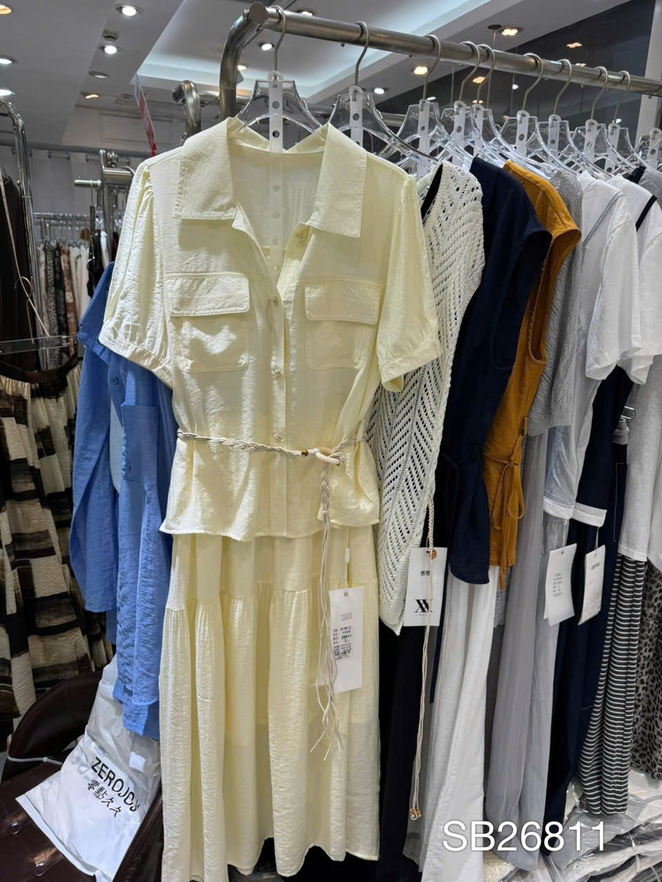SB26811 Sét chân váy sơ mi túi hộp