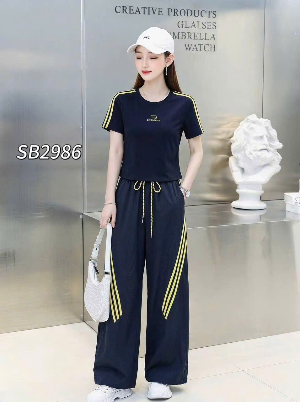 SB2986 Sét bộ thể thao quần kẻ sọc