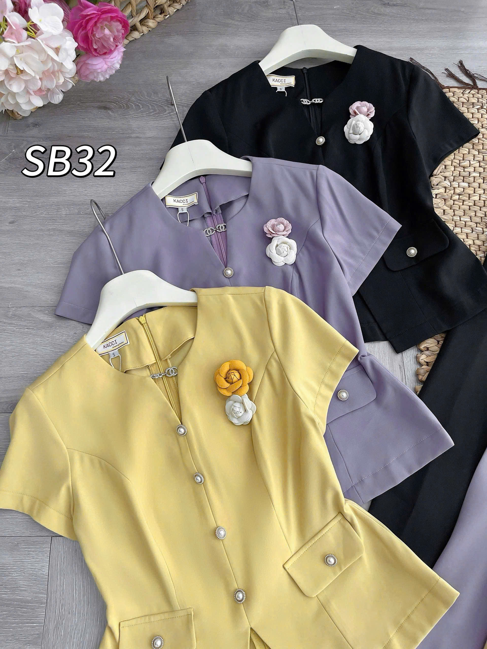 SB32 Sét chân váy xòe áo hoa đôi