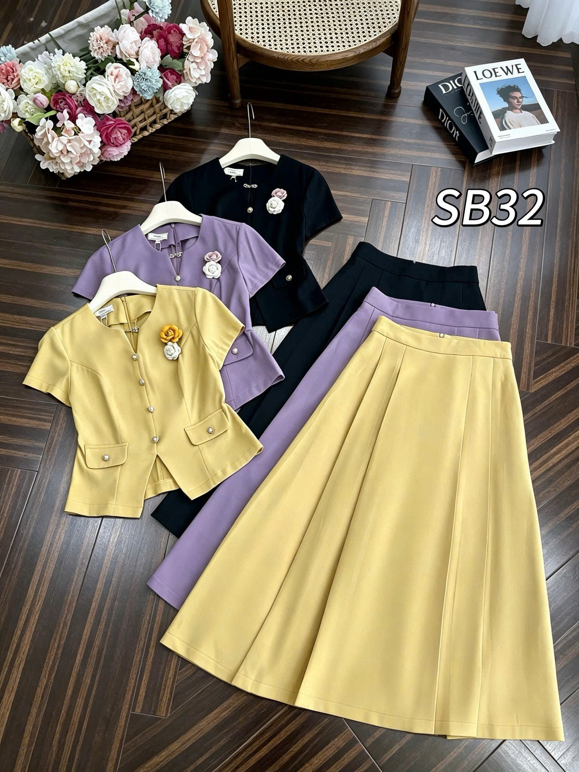 SB32 Sét chân váy xòe áo hoa đôi