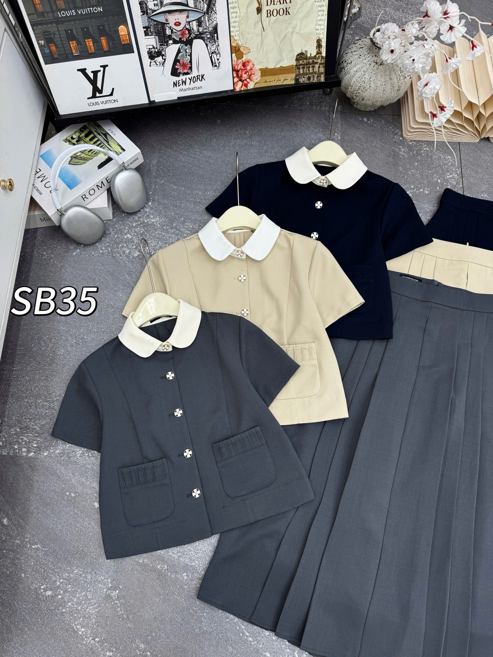 SB35 Sét Chân váy xòe áo sơ mi cúc hoa