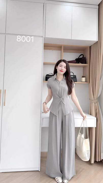 SB8001 Set áo sơ mi xoắn quần xuông