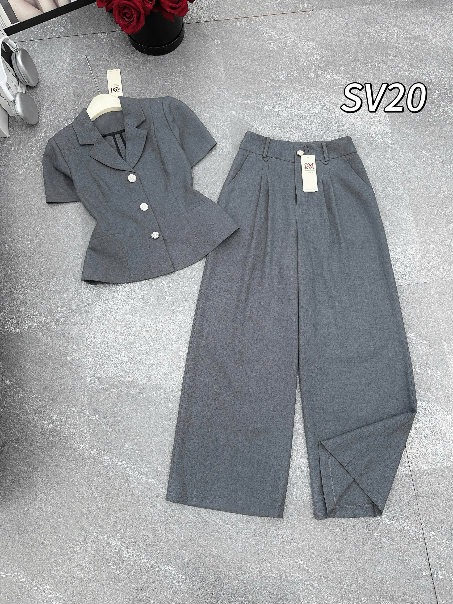 SV20 set cộc tay quần xuông