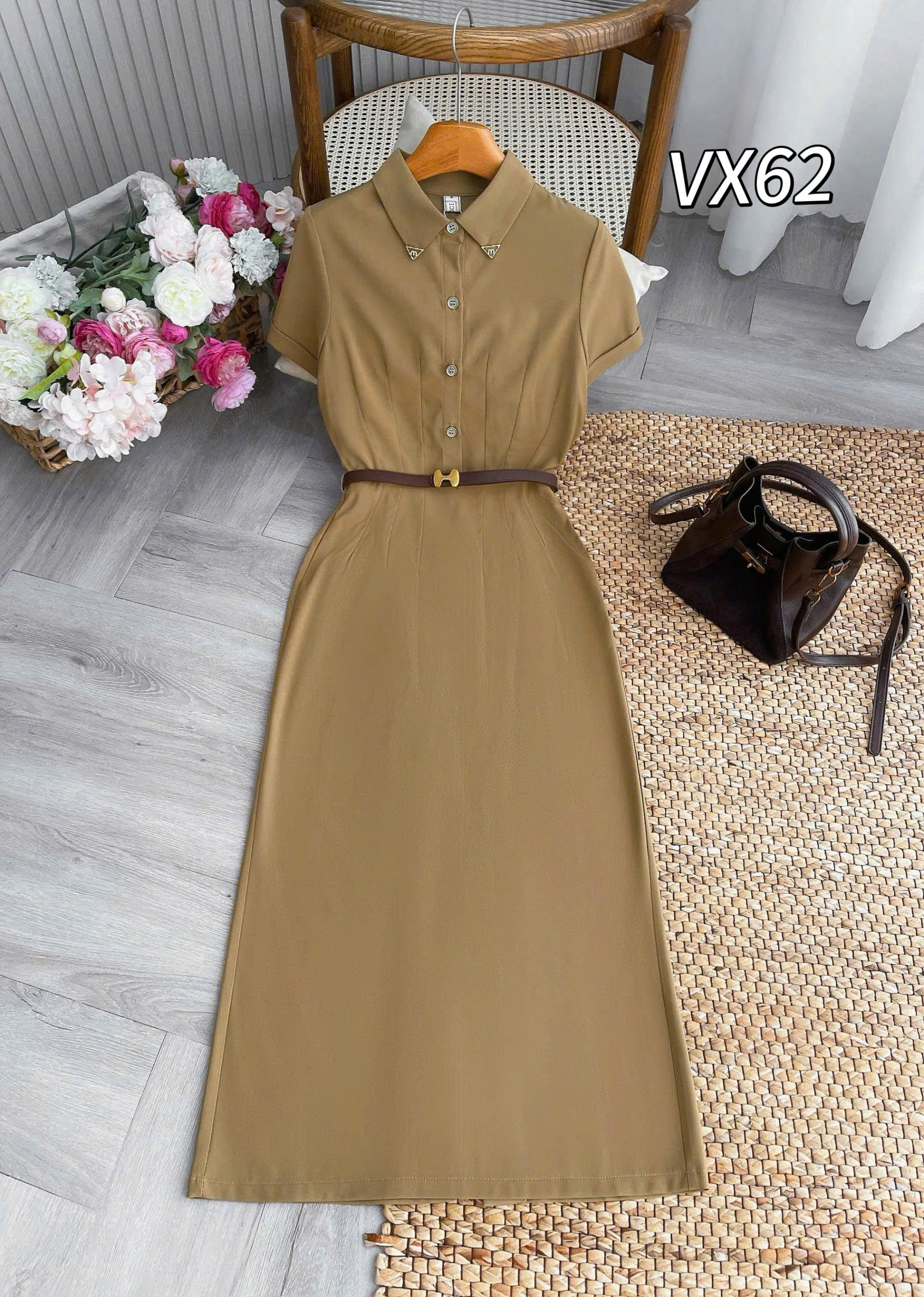 VX62 Váy suông đai cổ chữ M
