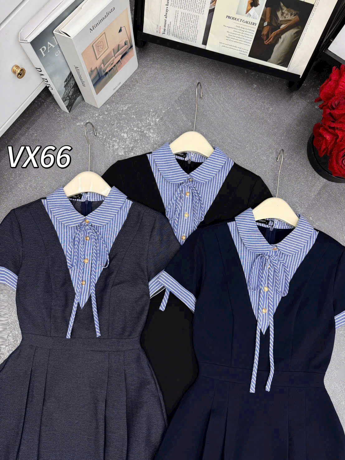 VX66 Váy xòe ly cổ viền kẻ