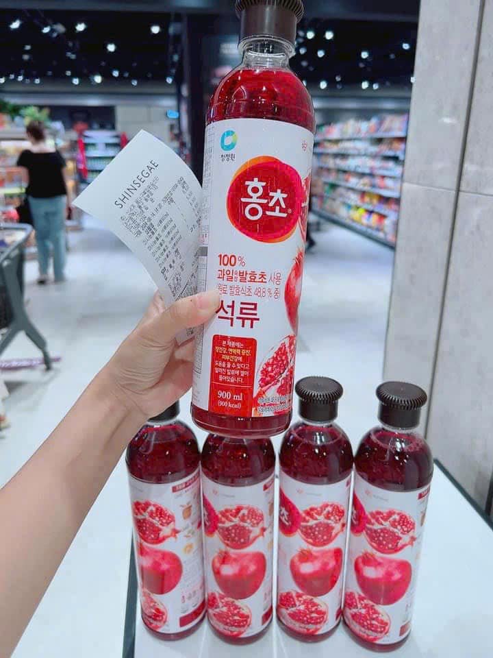 Nước Giấm Uống Daesang Hong Cho Hương Lựu 900ml