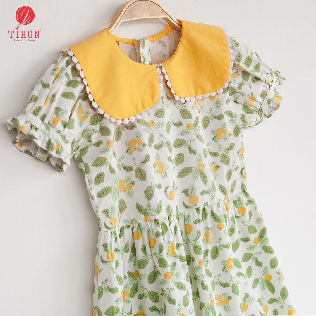 Váy BG hoa phối cổ vàng 905