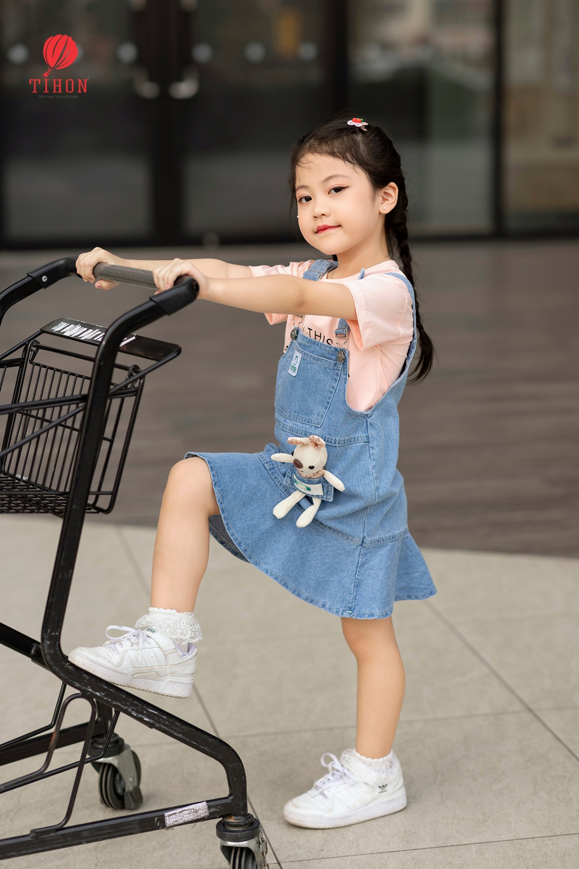 Set yếm váy bò kèm gấu bông TT trung