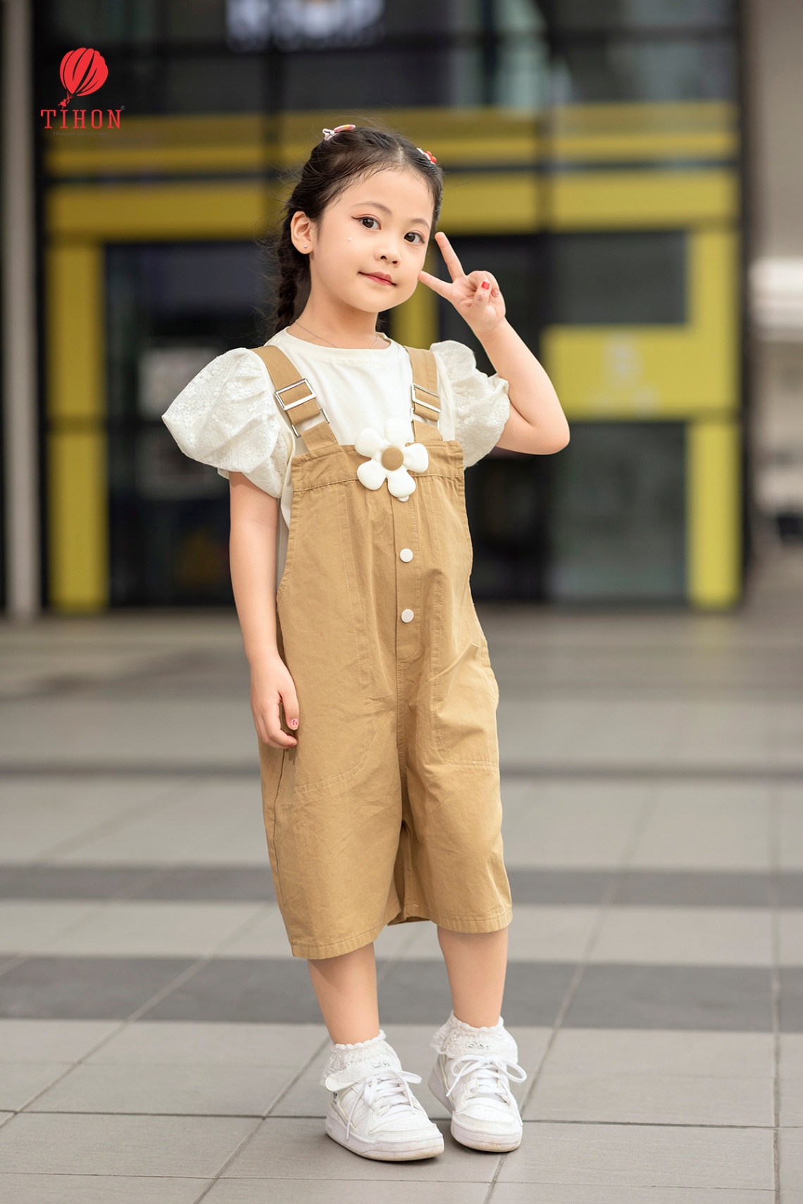 Set bộ yếm quần thô áo coton đính hoa TT