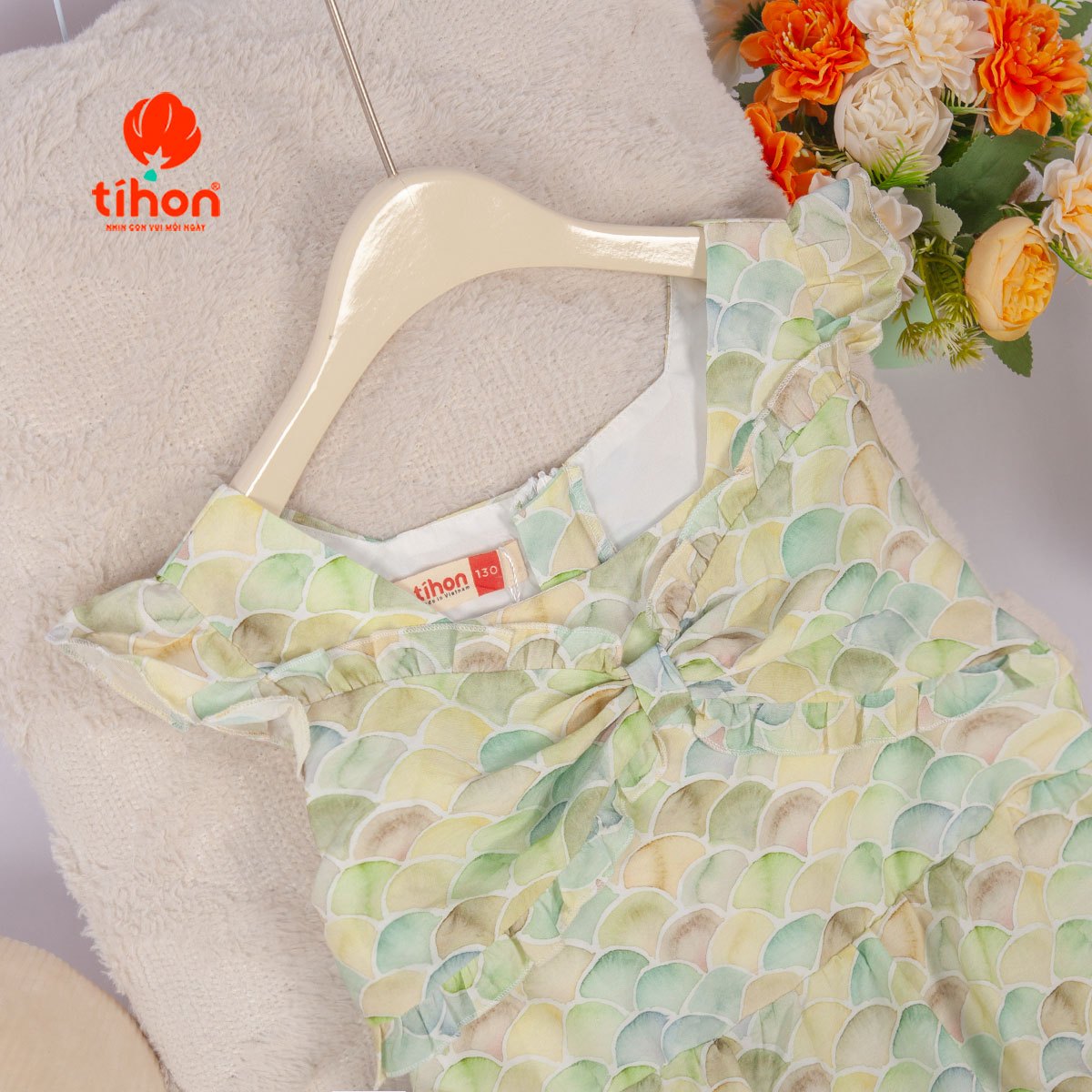 Váy BG thô họa tiết nơ trước ngực 906