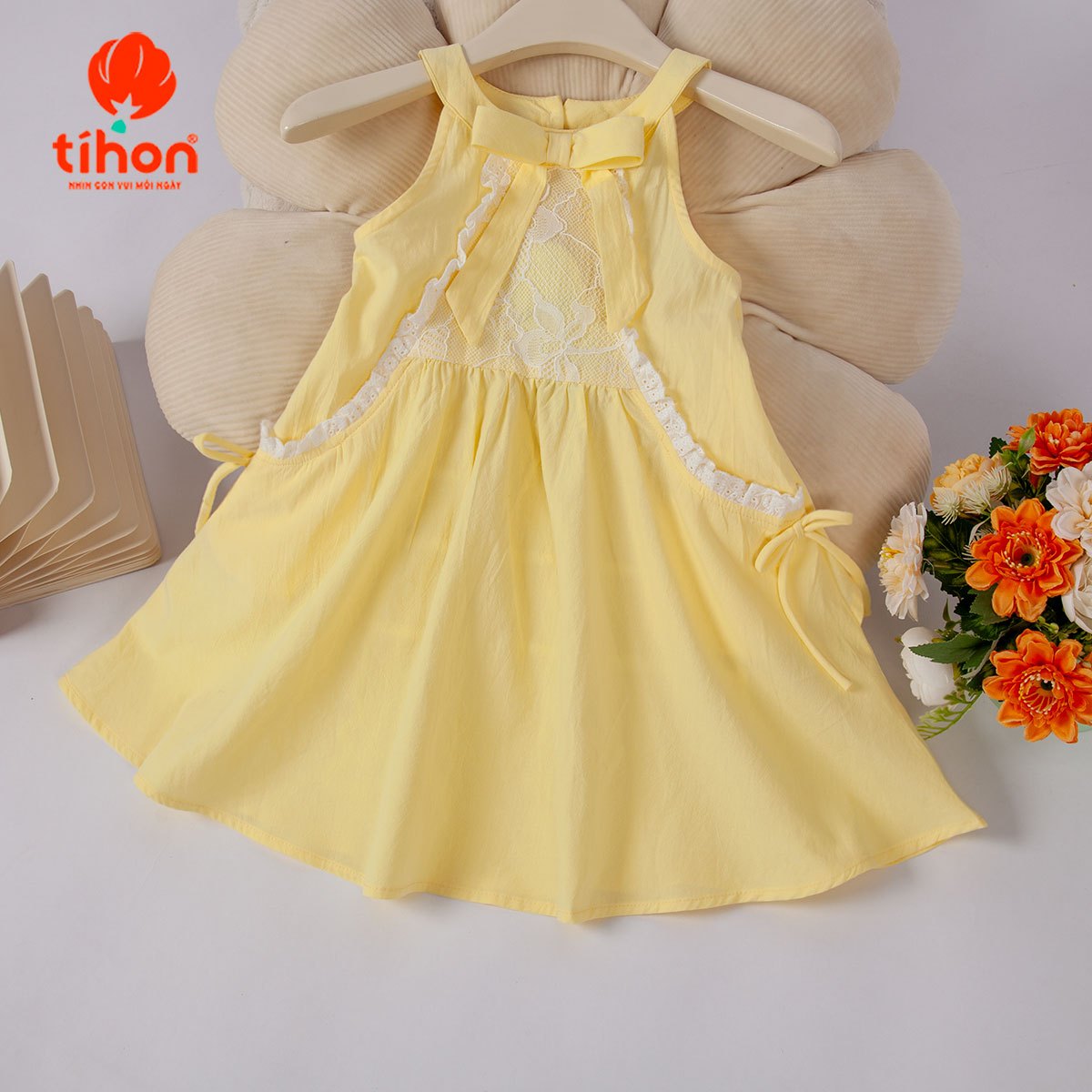 Váy BG sát nách phối ren 906