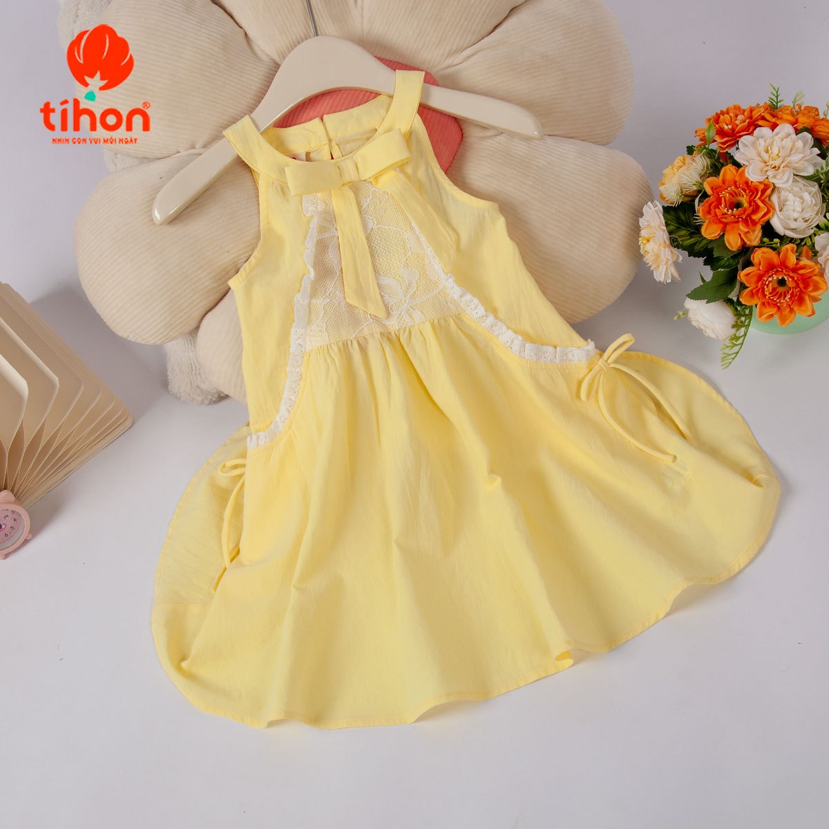 Váy BG sát nách phối ren 906