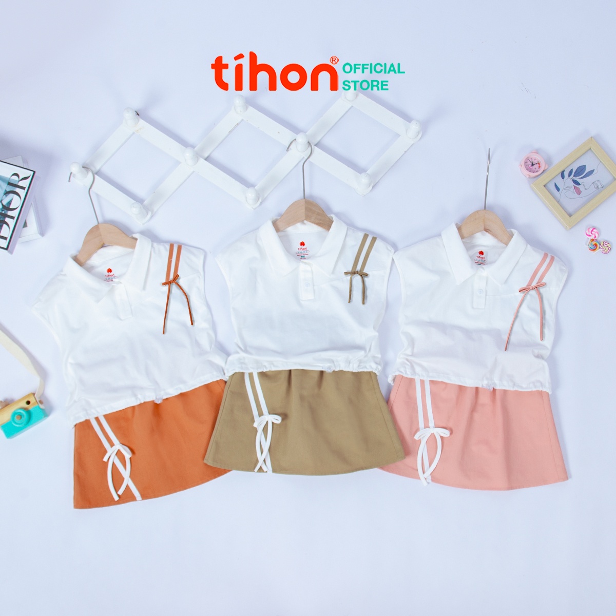 Set bộ BG sát nách, Chân váy ngắn 116