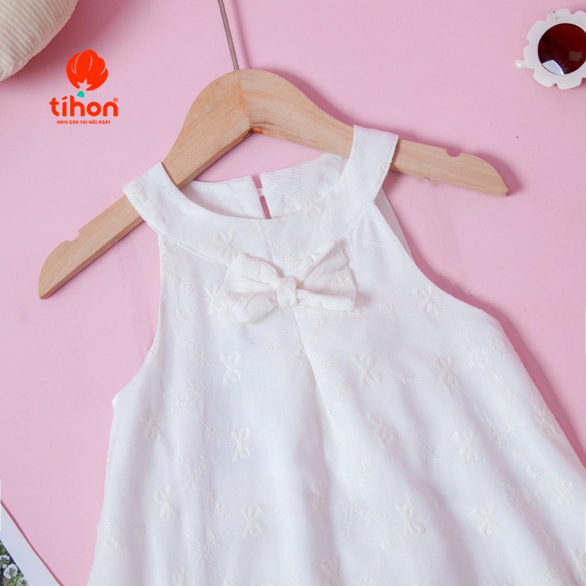 Váy bé gái cổ yếm đính nơ 906