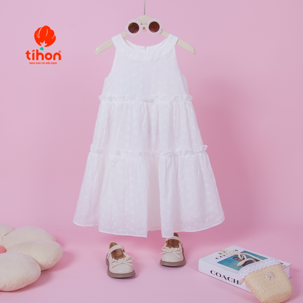 Váy bé gái cổ yếm nhún bèo 116