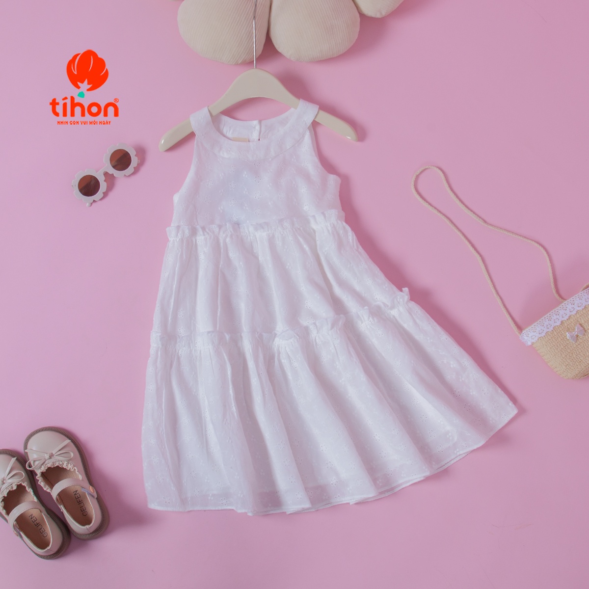 Váy bé gái cổ yếm nhún bèo 116