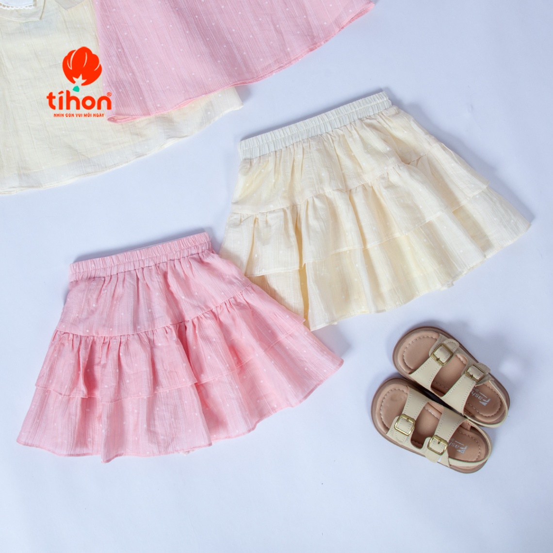 Set bộ BG sát nách, Chân váy bèo nhún 106
