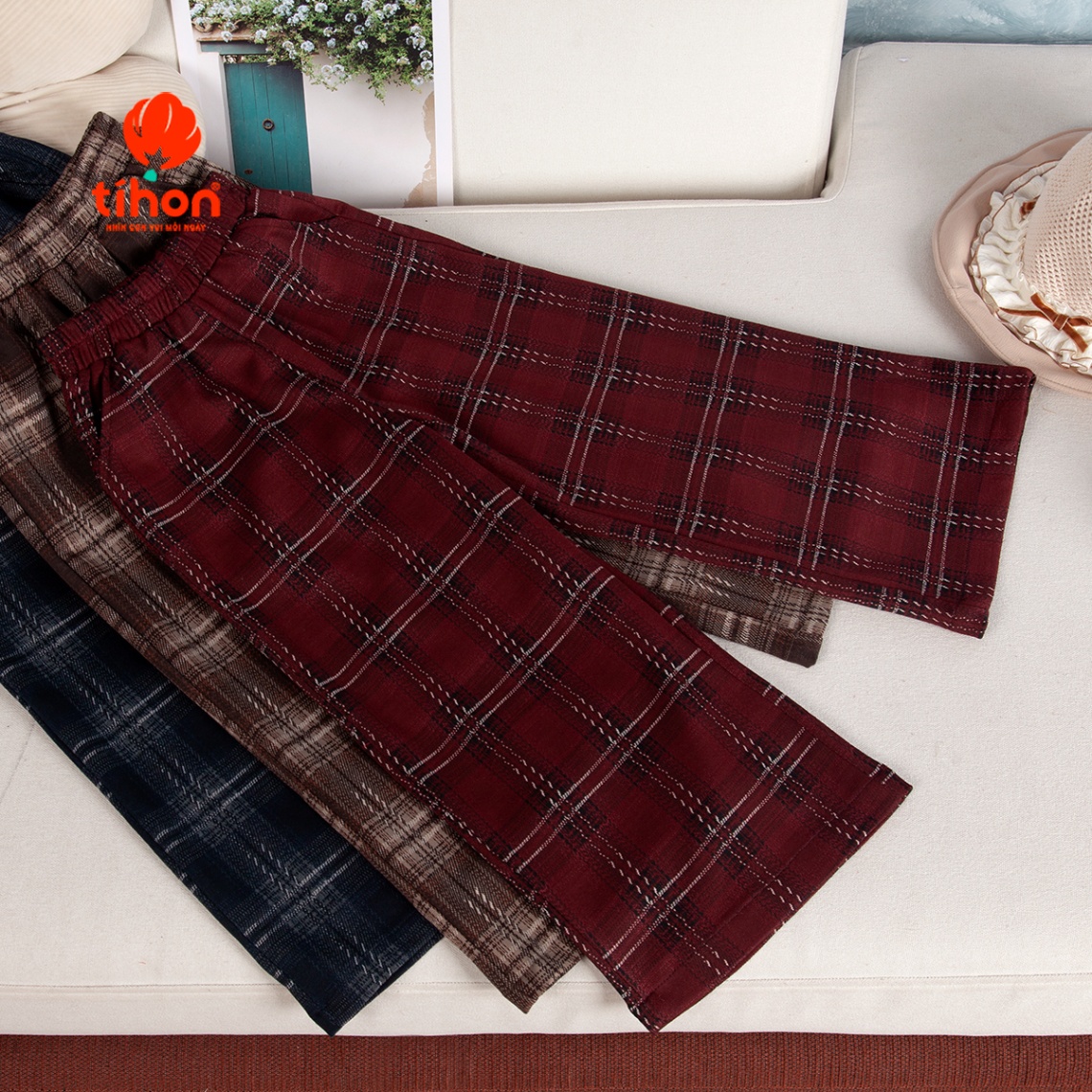 Quần dài bé gái ống suông 106