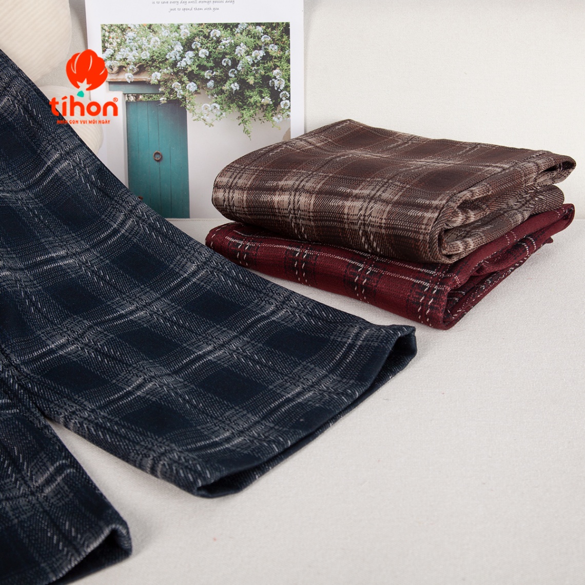 Quần dài bé gái ống suông 106