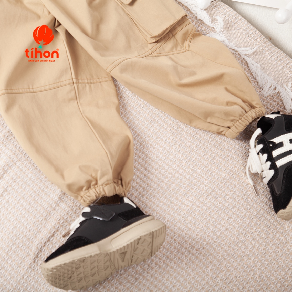 Quần kaki bé trai chun gấu 115