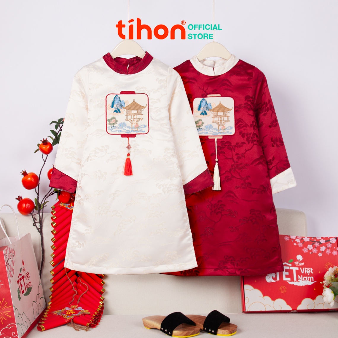 Áo dài bé trai ngực thêu trang trí 906