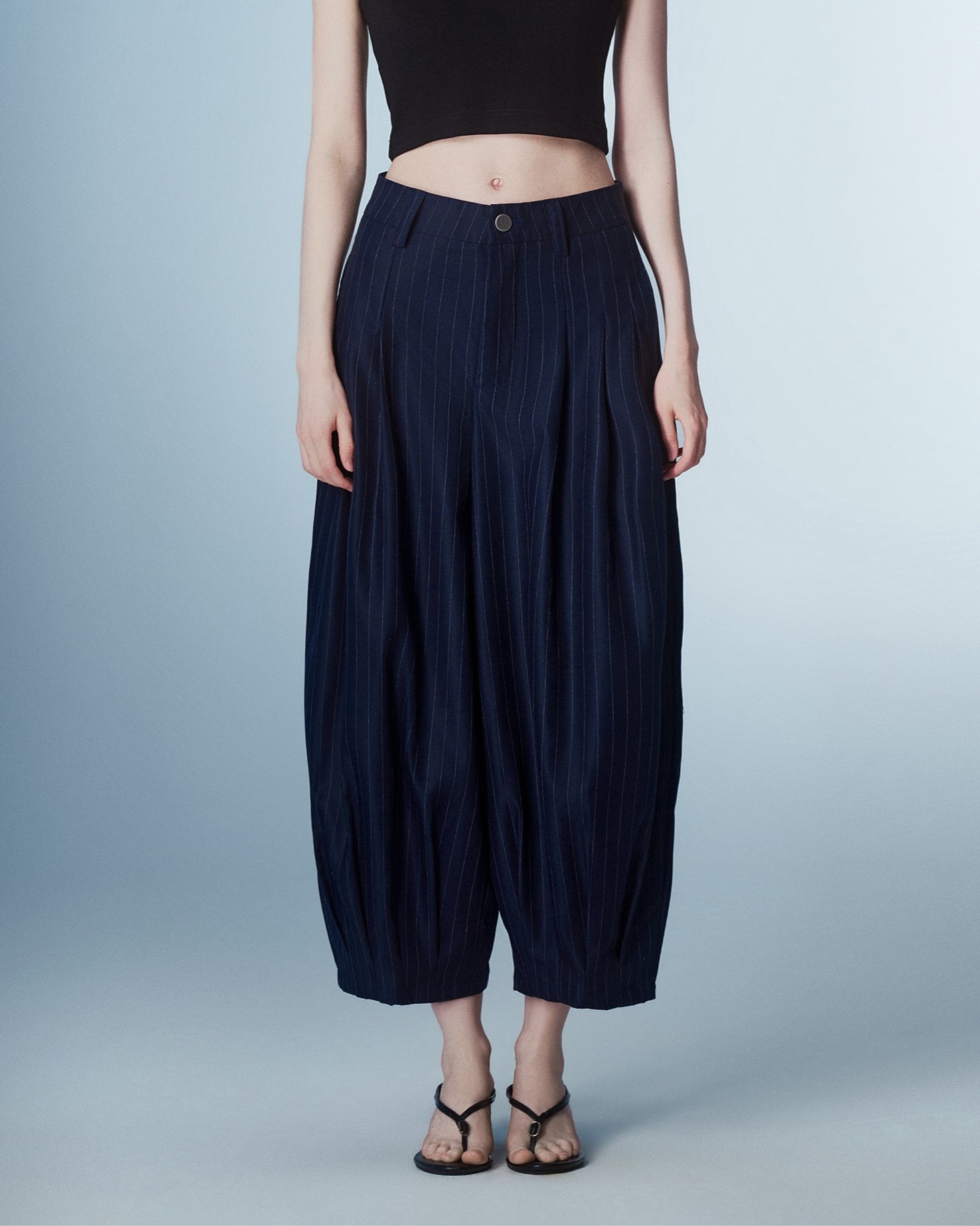 BALLOON PLEATED PANTS ( STRIPED )