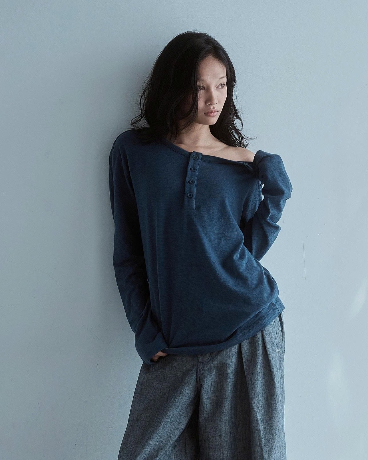 HENLEY SHOULDER BUTTON LONGSLEEVE V2 ( BLUE SEA )