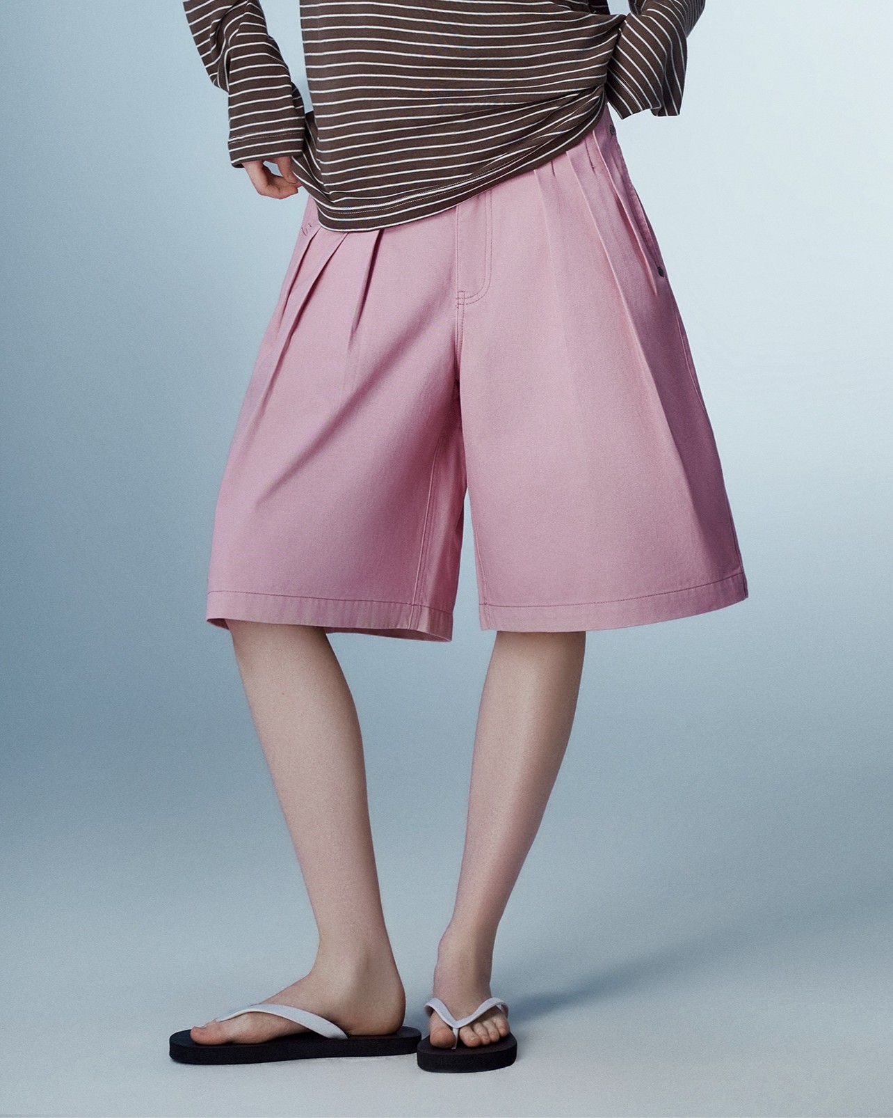 BOX PLEAT SHORT ( HỒNG ĐẤT )