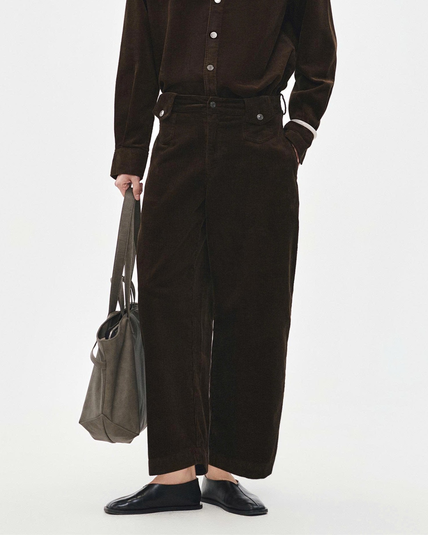 QUIET CORD PANTS ( MOSS BROWN )