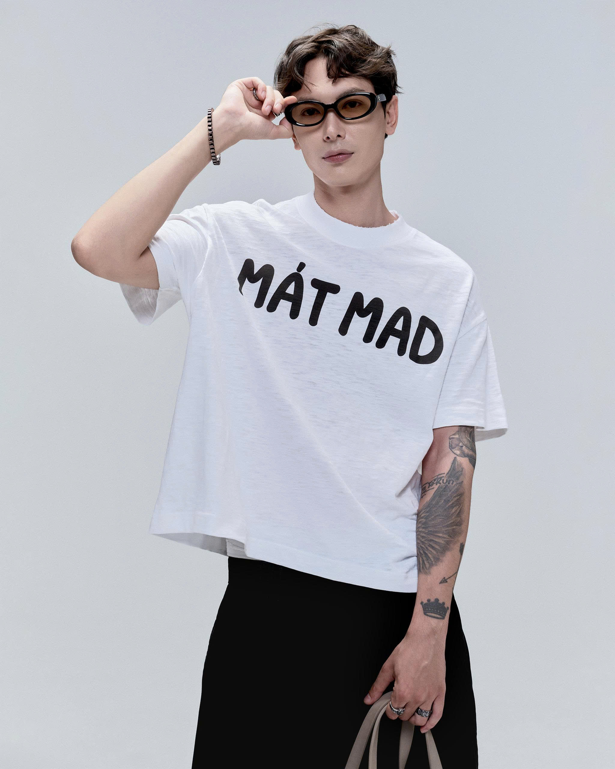 MÁT MAD T-SHIRT
