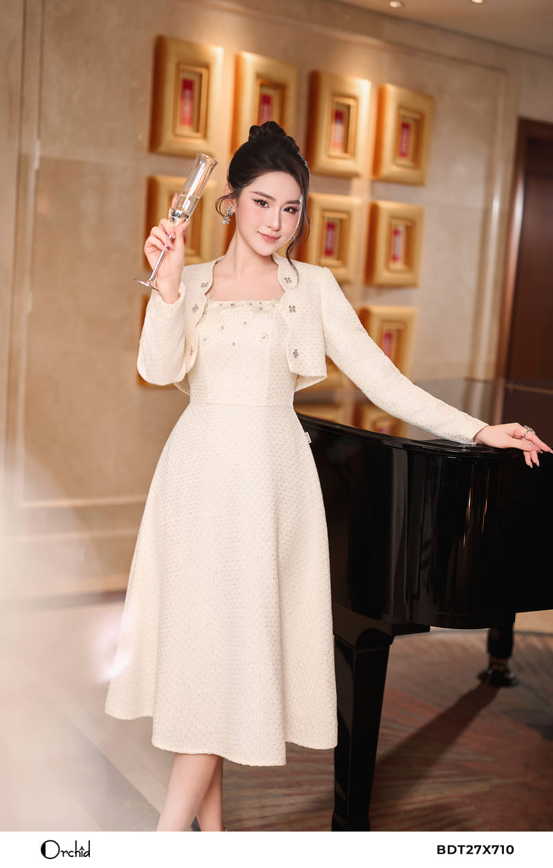 Nhung-tone-mau-nghi-thoi-da-thay-Giang-sinh-ve-roi_gam-mau-dac-trung-mua-giang-sinh-3.jpg