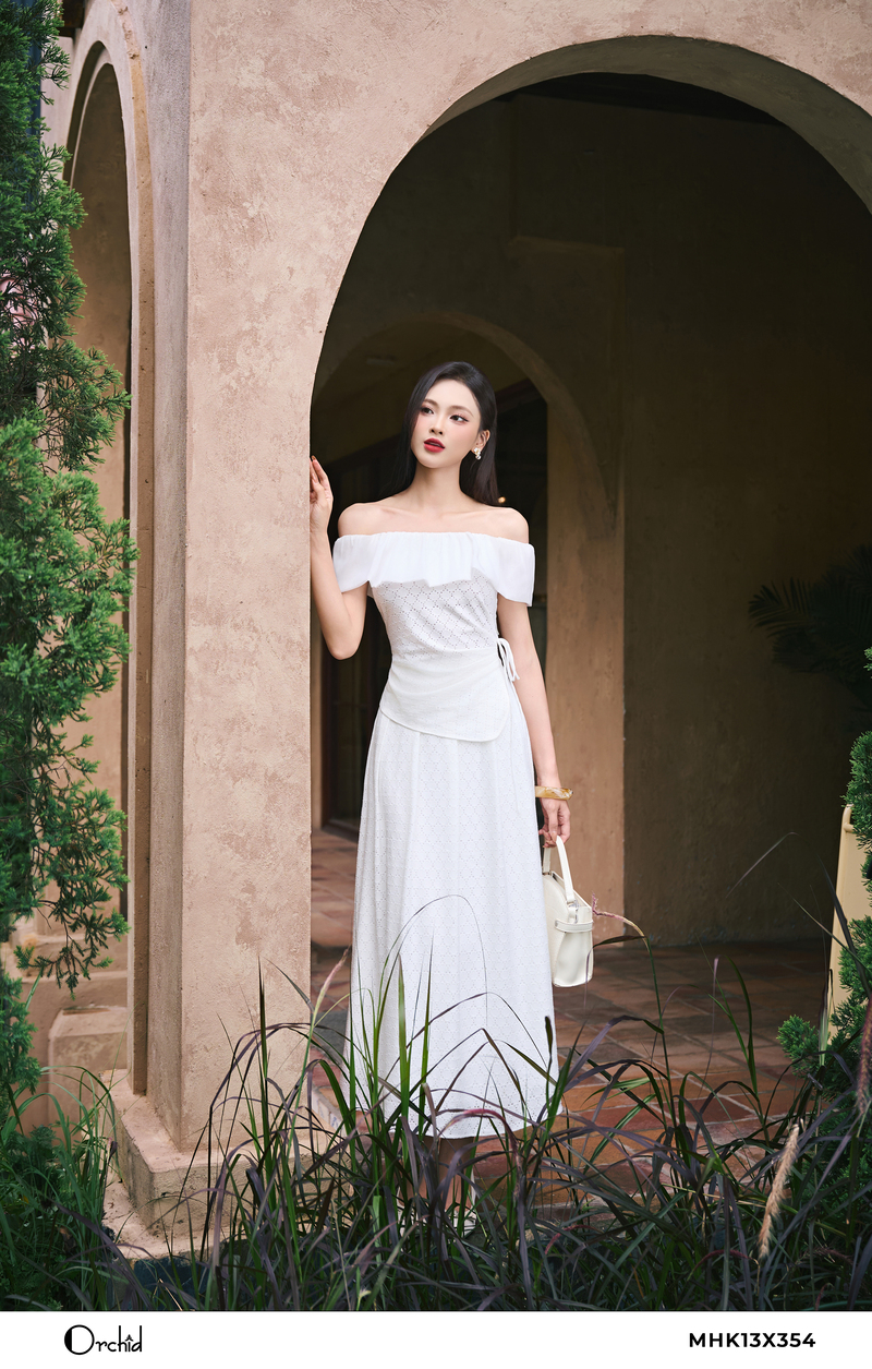 Duoi-anh-mat-troi-cung-Mini-Collection-Sous-le-Soleil--12.jpg