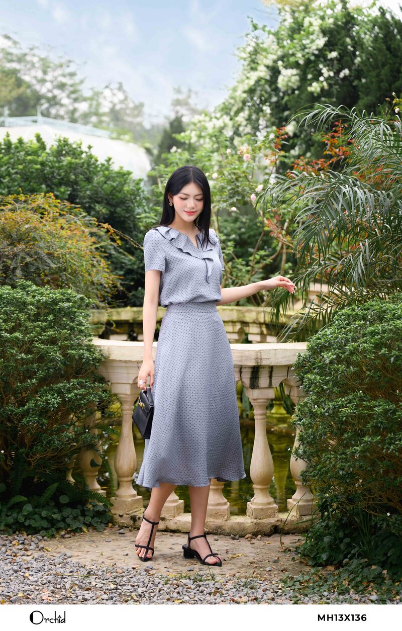 Thanh-lich-trong-tung-chuyen-dong-tu-do-cung-L-Allure-Libre--10.jpg