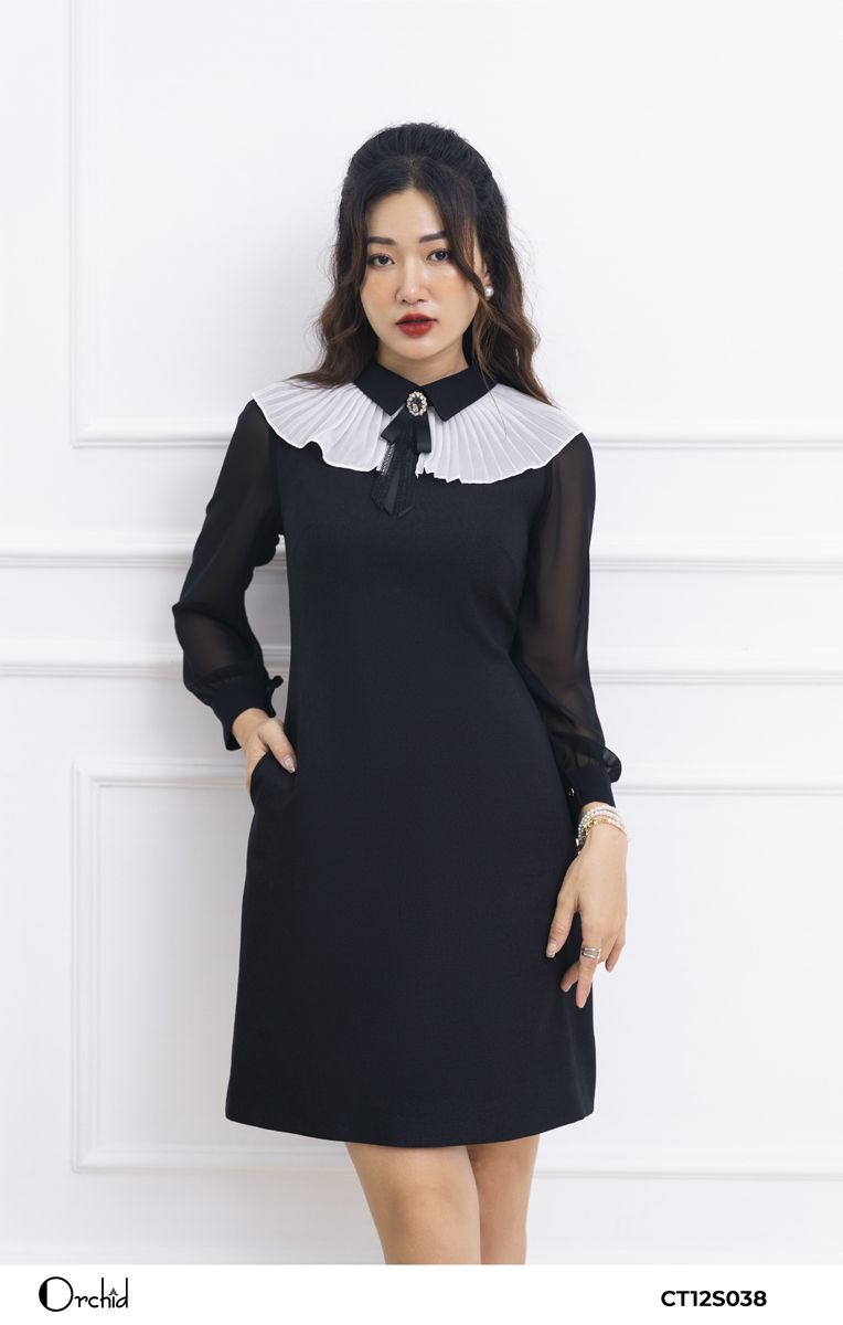 CT12S038 - Đầm crep đen