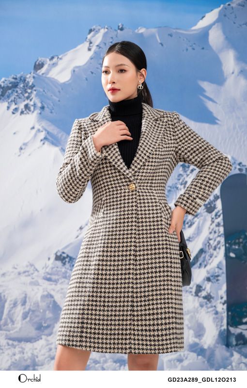 GD23A289 - Áo mangto dạ tweed kẻ nâu, be