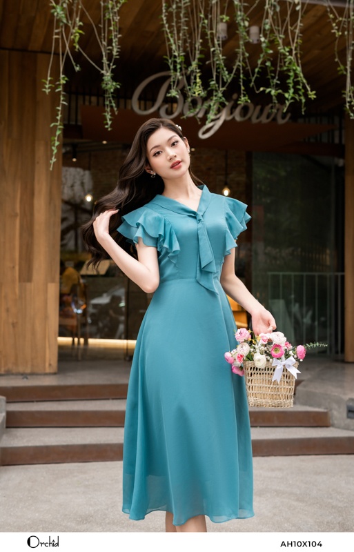 AH10X104 - Đầm tơ xanh