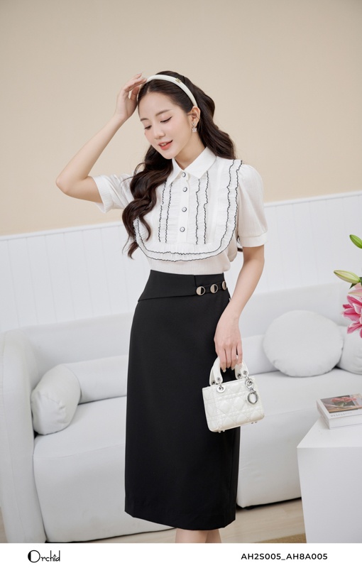 AH2S005 - Áo tằm trắng nhăn họa tiết ren sóng