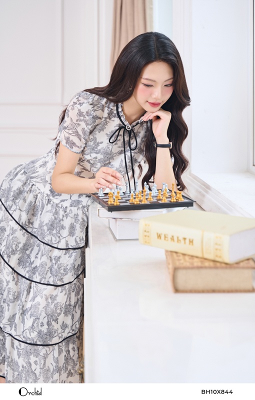 BH10X844- Đầm chiffon hoa đen