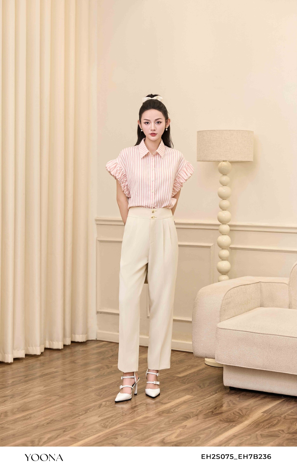 BDL4B092 - Áo len họa tiết dập chữ chìm