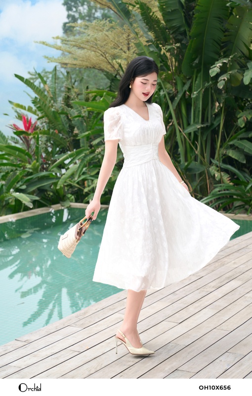 OH10X656 - Đầm tơ ánh dệt hoa 3D