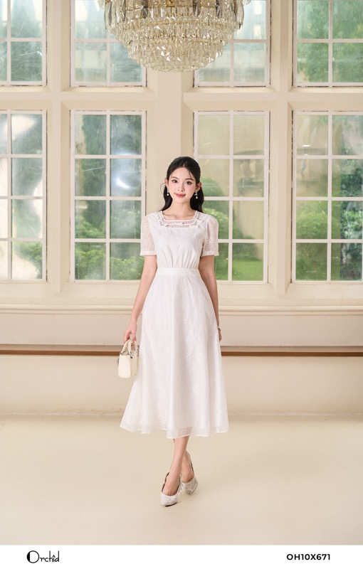 OH10X671 - Đầm tơ thêu hoa nổi